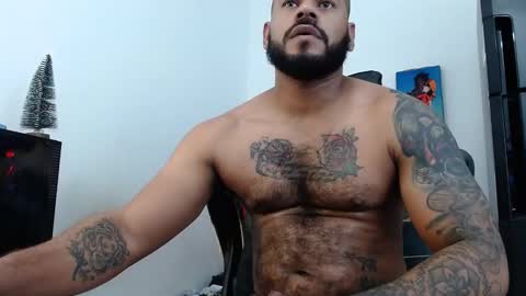 damian64436171 online show from November 26, 10:46 pm