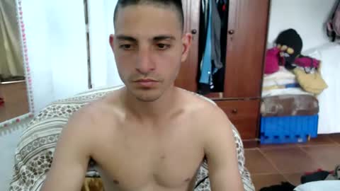 Snapshot of damian_29 chatting on October 14, 12:56 pm Damian online show from October 14, 12:56 pm