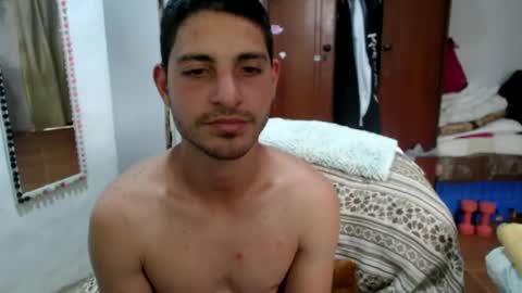 Snapshot of damian_29 chatting on September 23, 4:39 pm Damian online show from September 23, 4:39 pm