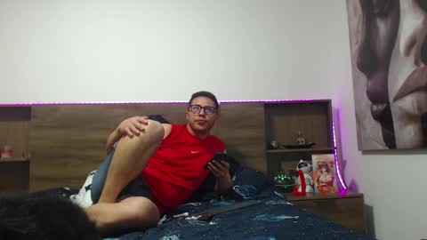 damian_ferrer01 online show from November 13, 2:05 am