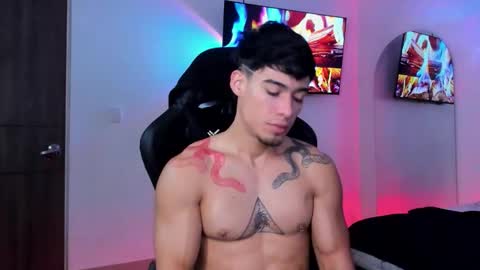 Snapshot of damian_fit chatting on October 2, 10:30 am Damian online show from October 2, 10:30 am