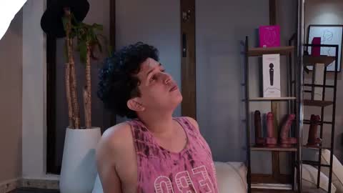 damian_salvatoree online show from September 25, 4:44 am