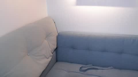 Snapshot of damiano_skinny chatting on December 19, 9:49 pm my show from 300-1000 UTC online show from December 19, 9:49 pm