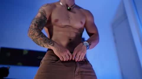 insta damn8   --------  online show from February 26, 1:18 am