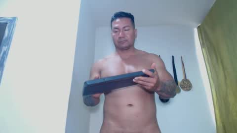 Snapshot of dammuscle chatting on September 8, 4:39 pm dammuscle online show from September 8, 4:39 pm