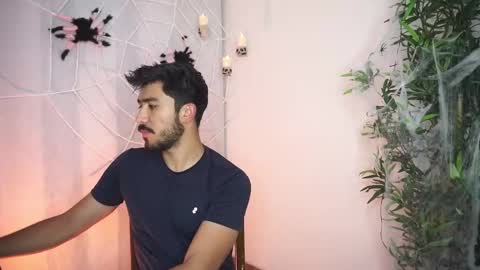 damon_frost online show from October 15, 10:50 pm