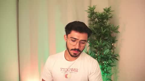 damon_frost online show from December 4, 11:01 pm