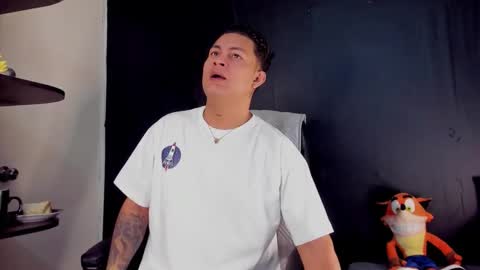 DAMON  online show from March 4, 9:16 am