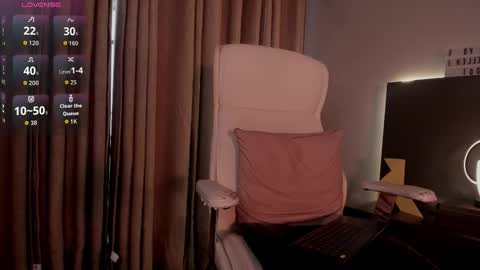 D A M O N online show from November 11, 7:08 pm