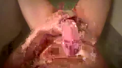 Snapshot of dan466507 chatting on December 27, 3:27 pm Stocky online show from December 27, 3:27 pm
