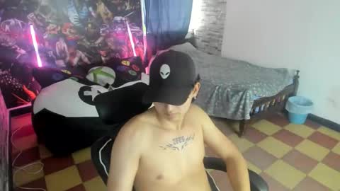 Snapshot of dan_cristancho chatting on October 5, 4:44 pm dan cristancho online show from October 5, 4:44 pm