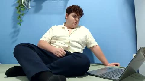Snapshot of danchub31 chatting on September 8, 11:59 pm danchub31 online show from September 8, 11:59 pm