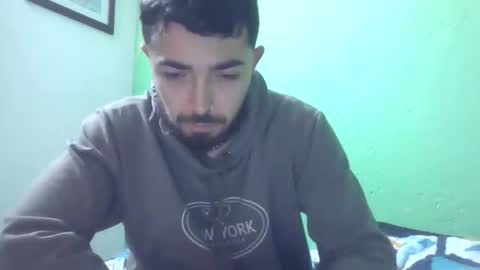 dani3l9905 online show from November 30, 3:52 am