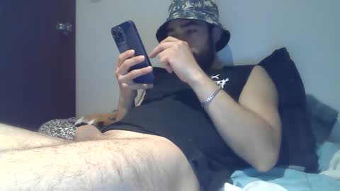 dani3l9905 online show from October 8, 5:34 am