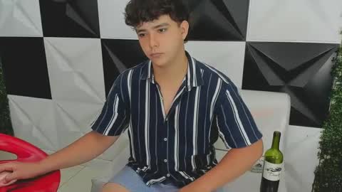 dani_cumboy online show from October 10, 3:39 pm