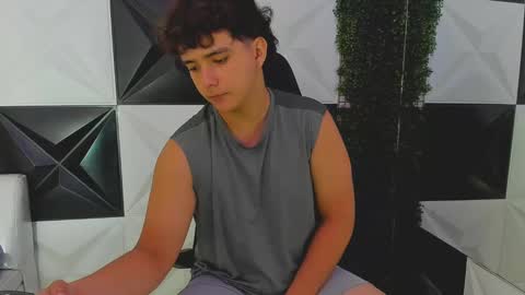dani_cumboy online show from September 22, 1:54 pm