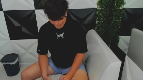 dani_cumboy online show from October 8, 2:21 pm