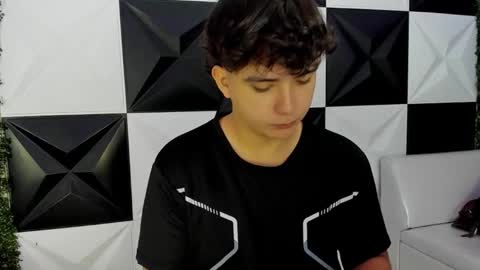 dani_cumboy online show from September 14, 1:46 pm
