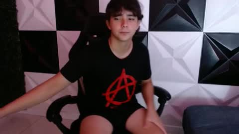 dani_cumboy online show from January 19, 3:29 am