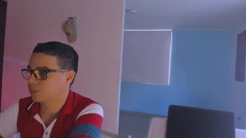 Daniel online show from November 25, 12:51 pm