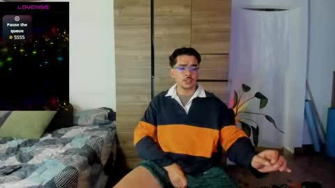 Dani  online show from April 29, 5:17 pm