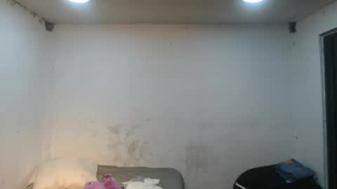 Snapshot of danielitopapii chatting on December 25, 5:16 am danielitopapii online show from December 25, 5:16 am
