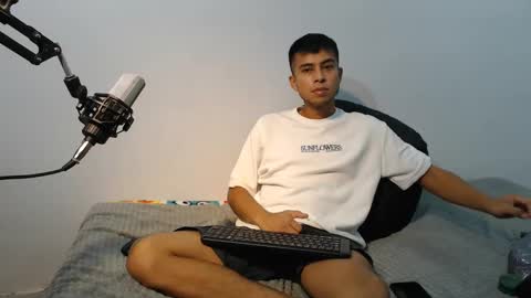 Snapshot of danielitopapii chatting on February 27, 4:52 am danielitopapii online show from February 27, 4:52 am