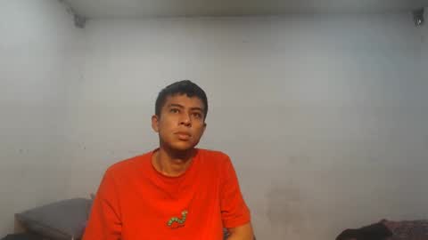 Snapshot of danielitopapii chatting on January 28, 12:11 pm danielitopapii online show from January 28, 12:11 pm