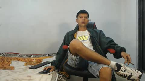 Snapshot of danielitopapii chatting on September 24, 5:07 am danielitopapii online show from September 24, 5:07 am