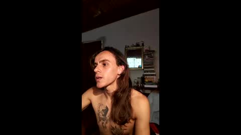 danielledelrey online show from January 14, 6:11 pm