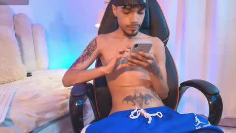 daniels_gil online show from September 28, 2:42 am