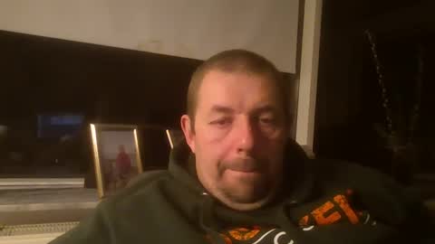 danishman1980 online show from November 17, 10:02 pm