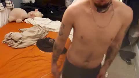 dankfuckcouple online show from November 4, 3:18 am