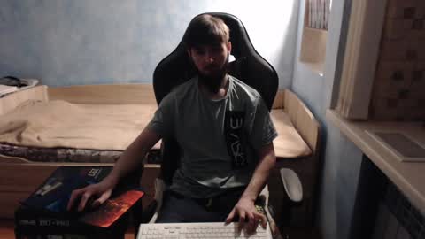Snapshot of danny634 chatting on January 16, 12:55 am Danny online show from January 16, 12:55 am