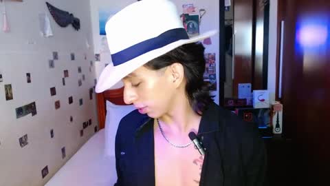 phantom555 online show from March 30, 9:27 pm