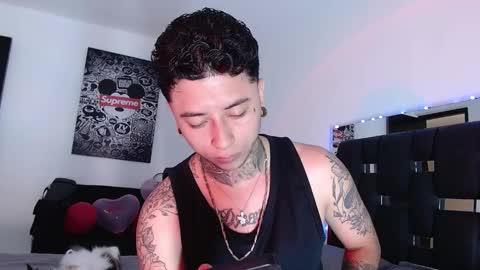 Danny  online show from February 18, 6:06 pm