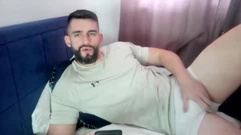 Naughtystr8D online show from March 3, 9:50 am