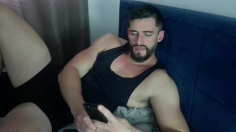 Naughtystr8D online show from December 18, 1:23 pm