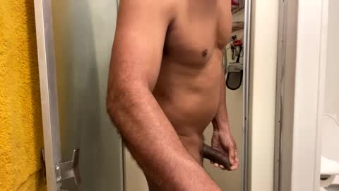 Snapshot of danserverg1 chatting on February 19, 4:33 pm danserverg1 online show from February 19, 4:33 pm