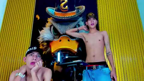 dante_brown1 online show from October 17, 10:14 pm