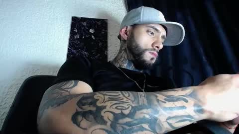 dante_d_angelo_ online show from September 19, 5:30 am