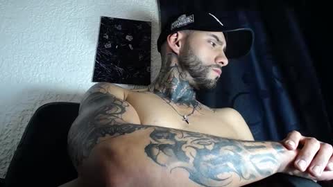 dante_d_angelo_ online show from September 13, 6:25 am