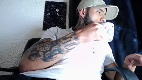 dante_d_angelo_ online show from September 25, 7:40 am