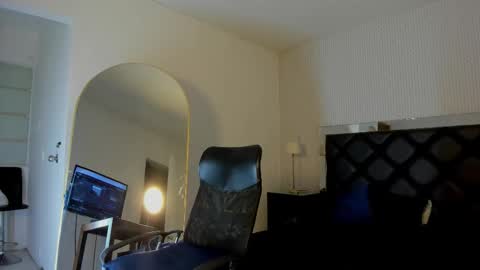 dante_jons online show from October 25, 2:57 am