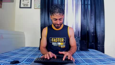 Snapshot of dante_sstrong chatting on September 29, 2:24 pm Dante Sstrong online show from September 29, 2:24 pm