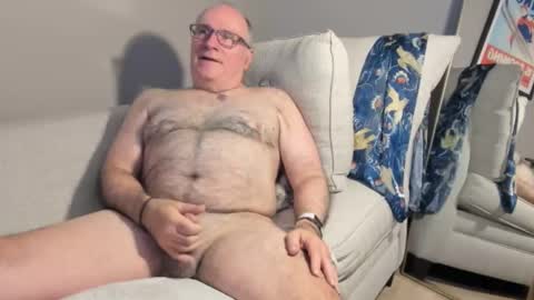 Mark online show from November 21, 8:13 am