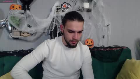 Danyel online show from October 25, 8:21 pm