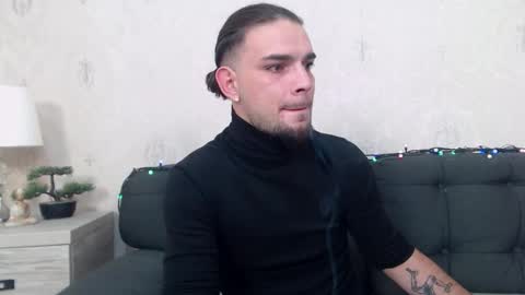 Danyel online show from October 11, 8:02 pm