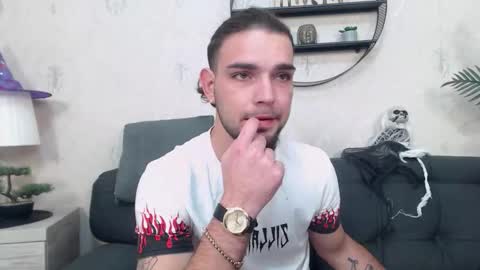 Danyel online show from October 16, 8:17 pm