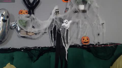 Danyel online show from October 28, 8:33 pm